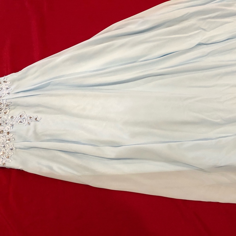 Baby blue prom dress - Picture 3 of 3